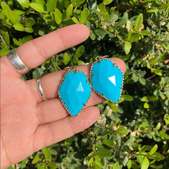 Kendra Scott Corley Earrings in Turquoise - Picture 6 of 8